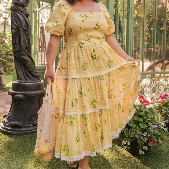 Women’s Yellow Lemon-Print Tiered Maxi Dress - Picture 3 of 5